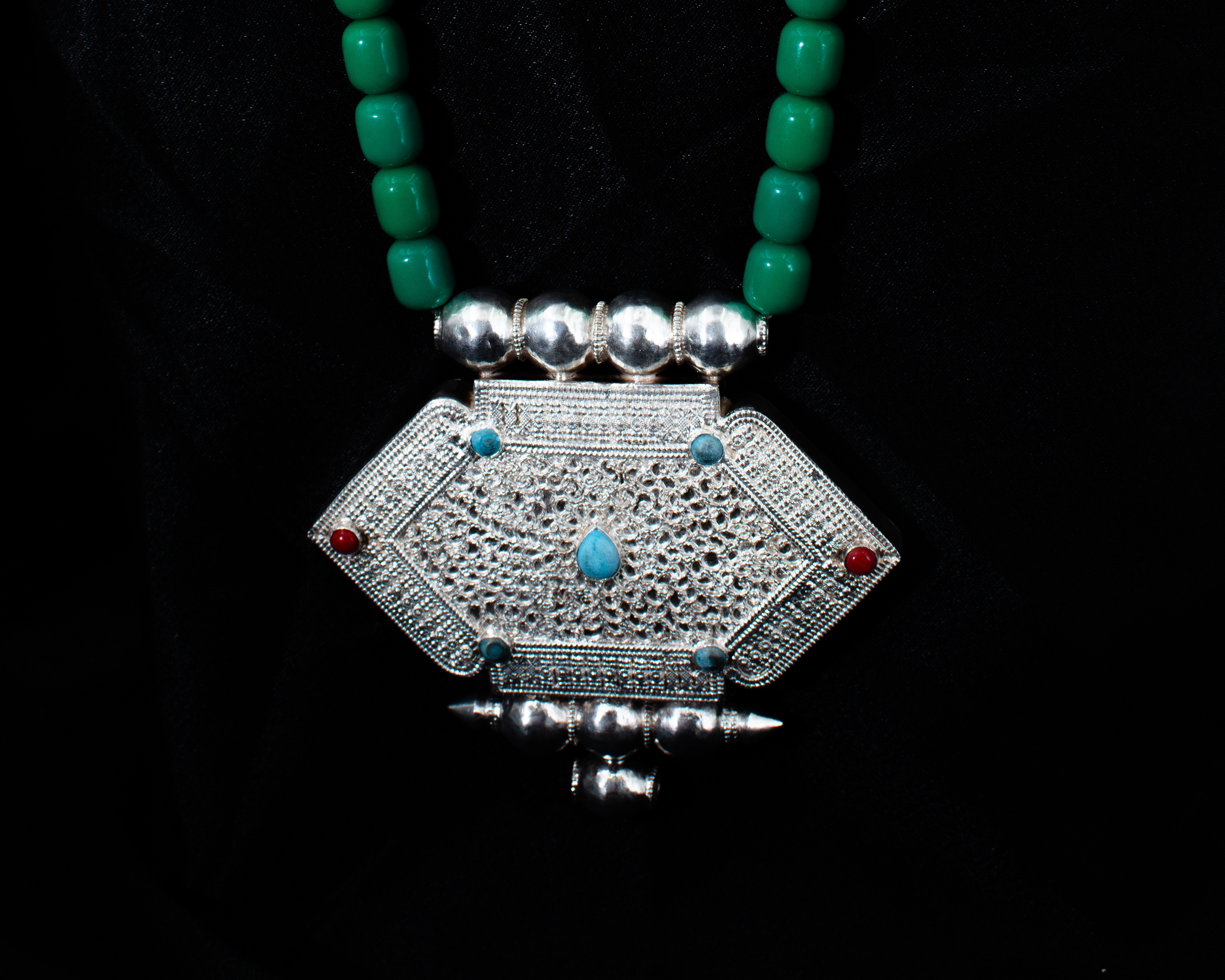 Suduk Mala necklace group alternate view