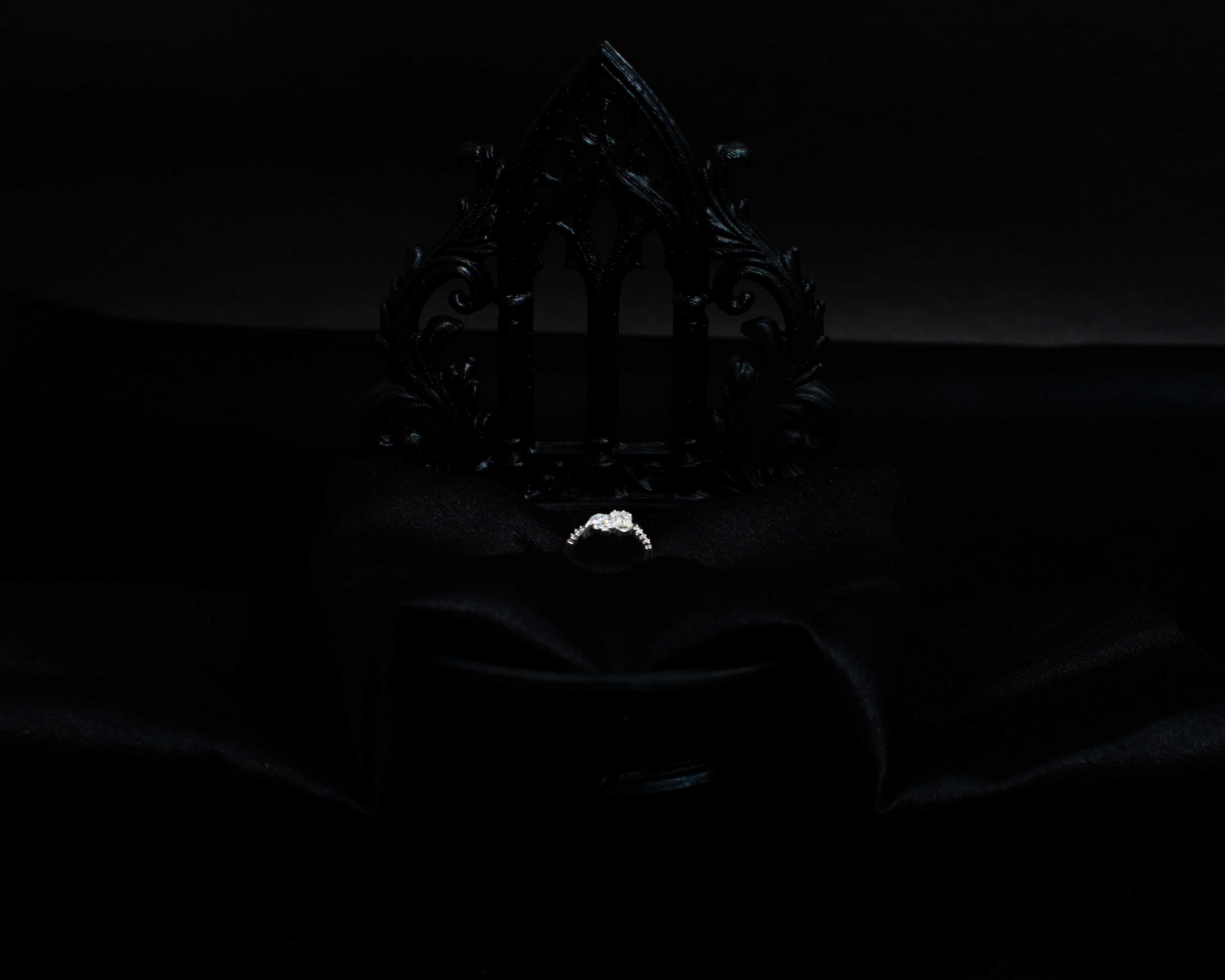 Ring 17 view 1 on black satin